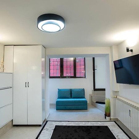 Studio With Courtyard Just Steps Away Vitosha Str Sofia Exterior foto